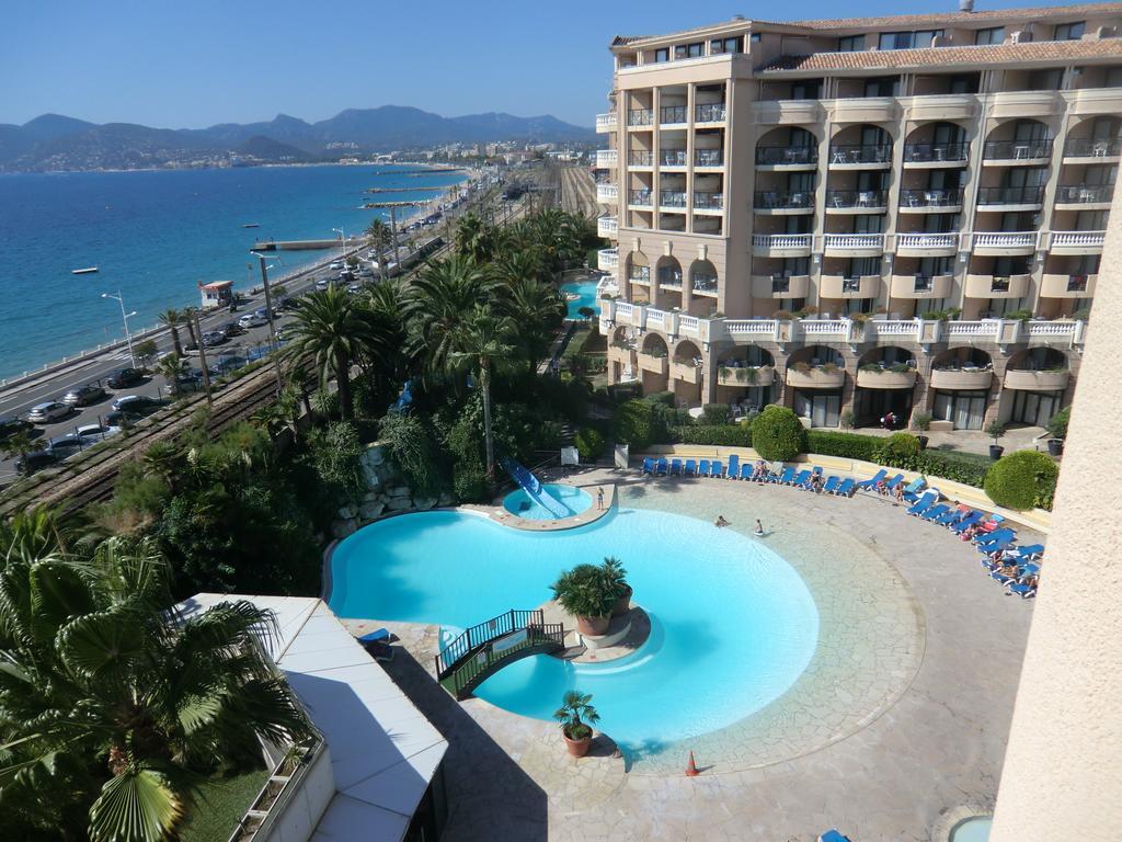 Cannes - View Cap Esterel Экстерьер фото